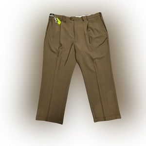 Haggar Men's Dress Pants in Brown